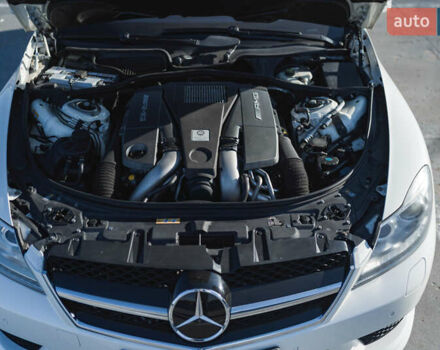 Білий Мерседес ЦЛ-клас, об'ємом двигуна 5.5 л та пробігом 109 тис. км за 36000 $, фото 13 на Automoto.ua