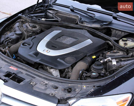 Черный Мерседес ЦЛ-класс, объемом двигателя 5.51 л и пробегом 232 тыс. км за 15500 $, фото 30 на Automoto.ua