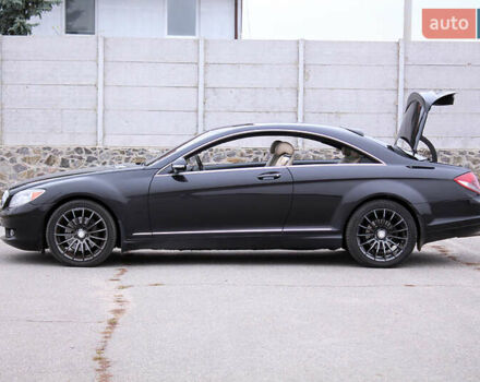 Черный Мерседес ЦЛ-класс, объемом двигателя 5.51 л и пробегом 232 тыс. км за 15500 $, фото 9 на Automoto.ua