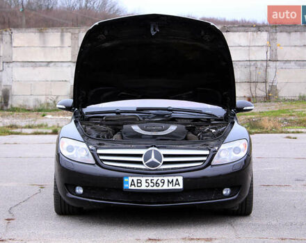 Черный Мерседес ЦЛ-класс, объемом двигателя 5.51 л и пробегом 232 тыс. км за 15500 $, фото 28 на Automoto.ua