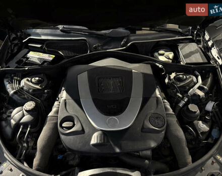 Черный Мерседес ЦЛ-класс, объемом двигателя 5.5 л и пробегом 145 тыс. км за 17000 $, фото 25 на Automoto.ua