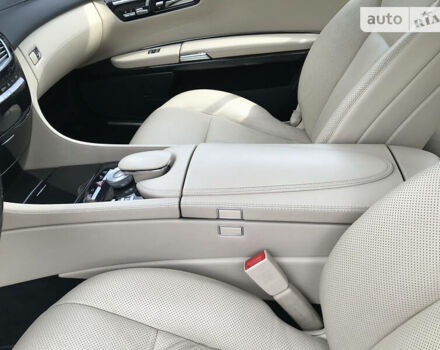 Черный Мерседес ЦЛ-класс, объемом двигателя 5.5 л и пробегом 126 тыс. км за 20000 $, фото 28 на Automoto.ua