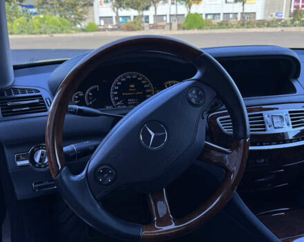 Черный Мерседес ЦЛ-класс, объемом двигателя 5.5 л и пробегом 130 тыс. км за 19500 $, фото 13 на Automoto.ua