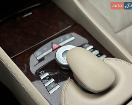 Черный Мерседес ЦЛ-класс, объемом двигателя 5 л и пробегом 165 тыс. км за 16500 $, фото 32 на Automoto.ua