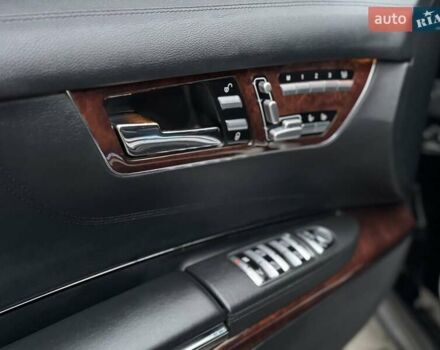 Черный Мерседес ЦЛ-класс, объемом двигателя 6.21 л и пробегом 95 тыс. км за 18900 $, фото 57 на Automoto.ua