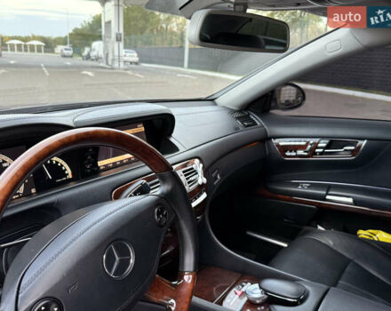 Чорний Мерседес ЦЛ-клас, об'ємом двигуна 5.5 л та пробігом 216 тис. км за 13999 $, фото 48 на Automoto.ua