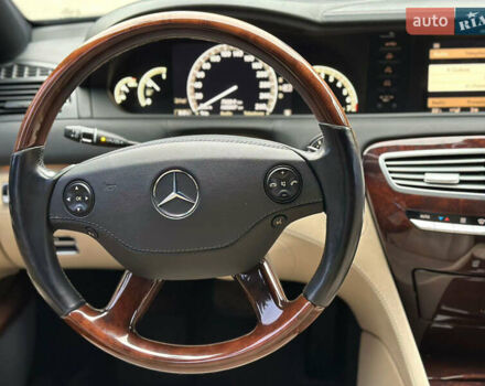 Черный Мерседес ЦЛ-класс, объемом двигателя 5 л и пробегом 165 тыс. км за 16500 $, фото 24 на Automoto.ua