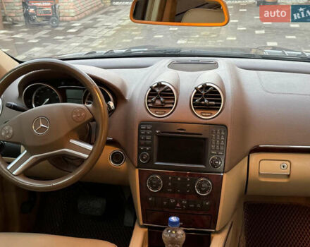 Черный Мерседес ЦЛ-класс, объемом двигателя 0 л и пробегом 181 тыс. км за 19500 $, фото 7 на Automoto.ua