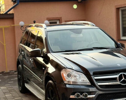 Черный Мерседес ЦЛ-класс, объемом двигателя 0 л и пробегом 181 тыс. км за 19500 $, фото 2 на Automoto.ua