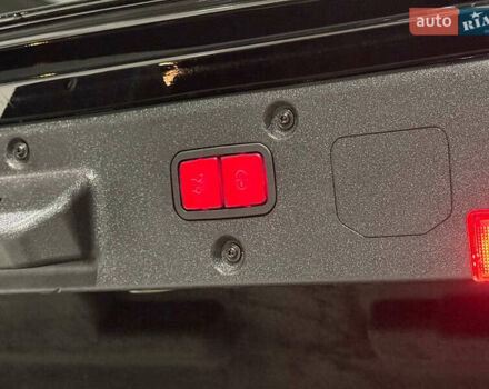 Черный Мерседес ЦЛ-класс, объемом двигателя 5.5 л и пробегом 63 тыс. км за 22290 $, фото 19 на Automoto.ua