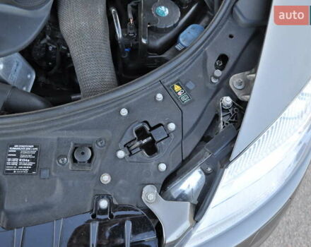 Мерседес ЦЛ-клас 2007 у Києві на Automoto.ua Сірий Мерседес ЦЛ-клас, об'ємом двигуна 5.44 л та пробігом 175 тис. км за 23500 $, фото 71 на Automoto.ua