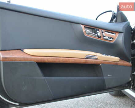 Мерседес ЦЛ-клас 2007 у Києві на Automoto.ua Сірий Мерседес ЦЛ-клас, об'ємом двигуна 5.44 л та пробігом 175 тис. км за 23500 $, фото 41 на Automoto.ua