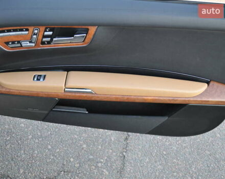 Мерседес ЦЛ-клас 2007 у Києві на Automoto.ua Сірий Мерседес ЦЛ-клас, об'ємом двигуна 5.44 л та пробігом 175 тис. км за 23500 $, фото 77 на Automoto.ua