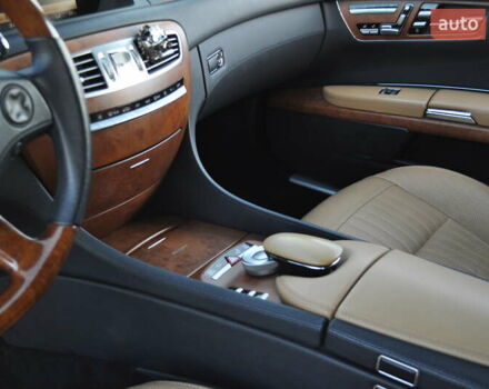 Мерседес ЦЛ-клас 2007 у Києві на Automoto.ua Сірий Мерседес ЦЛ-клас, об'ємом двигуна 5.44 л та пробігом 175 тис. км за 23500 $, фото 48 на Automoto.ua