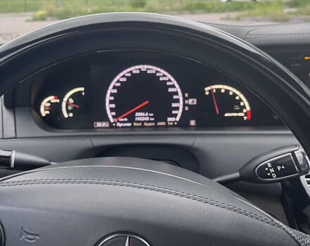Серый Мерседес ЦЛ-класс, объемом двигателя 5.5 л и пробегом 192 тыс. км за 14800 $, фото 14 на Automoto.ua