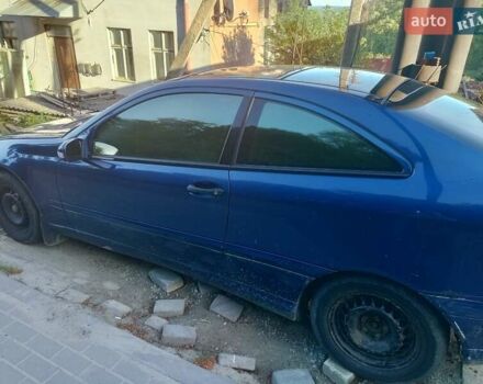 Мерседес ЦЛ-клас 2003 у Львові на Automoto.ua Синій Мерседес ЦЛ-клас, об'ємом двигуна 1.8 л та пробігом 200 тис. км за 5000 $, фото 3 на Automoto.ua