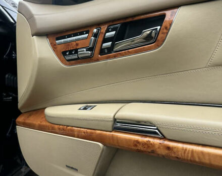 Синий Мерседес ЦЛ-класс, объемом двигателя 5.51 л и пробегом 114 тыс. км за 15000 $, фото 17 на Automoto.ua