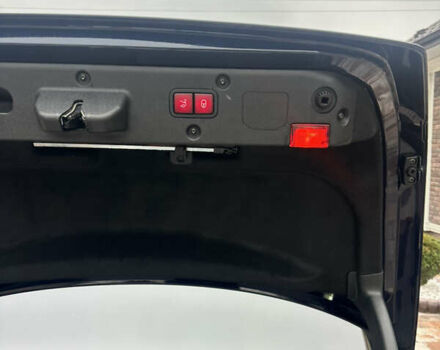 Синий Мерседес ЦЛ-класс, объемом двигателя 5.51 л и пробегом 114 тыс. км за 15000 $, фото 36 на Automoto.ua