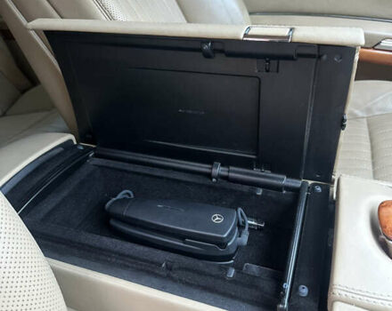 Синий Мерседес ЦЛ-класс, объемом двигателя 5.51 л и пробегом 114 тыс. км за 15000 $, фото 25 на Automoto.ua