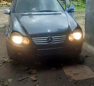 Мерседес ЦЛ-клас 2003 у Львові на Automoto.ua Синій Мерседес ЦЛ-клас, об'ємом двигуна 1.8 л та пробігом 200 тис. км за 5000 $, фото 1 на Automoto.ua