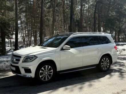 Белый Мерседес ЦЛ, объемом двигателя 3 л и пробегом 470 тыс. км за 38000 $, фото 1 на Automoto.ua