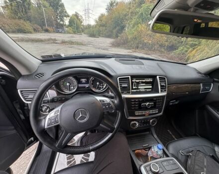Мерседес ЦЛ 2014 в Днепре (Днепропетровске) на Automoto.ua Черный Мерседес ЦЛ, объемом двигателя 3 л и пробегом 213 тыс. км за 31497 $, фото 6 на Automoto.ua