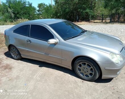 Сірий Мерседес ЦЛ, об'ємом двигуна 2.1 л та пробігом 444 тис. км за 4750 $, фото 3 на Automoto.ua