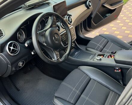 Серый Мерседес ЦЛ, объемом двигателя 2.1 л и пробегом 180 тыс. км за 19300 $, фото 17 на Automoto.ua