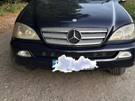 Синий Мерседес ЦЛ, объемом двигателя 2.7 л и пробегом 425 тыс. км за 6300 $, фото 1 на Automoto.ua