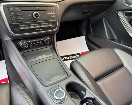 Черный Мерседес ЦЛА 250, объемом двигателя 2 л и пробегом 94 тыс. км за 17390 $, фото 31 на Automoto.ua