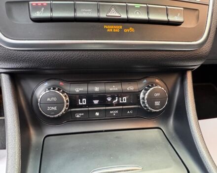 Черный Мерседес ЦЛА 250, объемом двигателя 2 л и пробегом 94 тыс. км за 17390 $, фото 29 на Automoto.ua