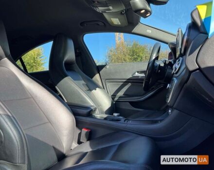 Червоний Мерседес ЦЛА 250, об'ємом двигуна 2 л та пробігом 120 тис. км за 16999 $, фото 8 на Automoto.ua