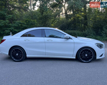 Белый Мерседес ЦЛА-класс, объемом двигателя 2.14 л и пробегом 195 тыс. км за 17300 $, фото 4 на Automoto.ua