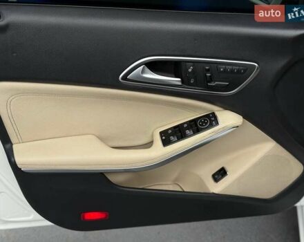 Белый Мерседес ЦЛА-класс, объемом двигателя 1.99 л и пробегом 213 тыс. км за 13499 $, фото 7 на Automoto.ua