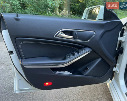 Белый Мерседес ЦЛА-класс, объемом двигателя 2.14 л и пробегом 195 тыс. км за 17300 $, фото 16 на Automoto.ua