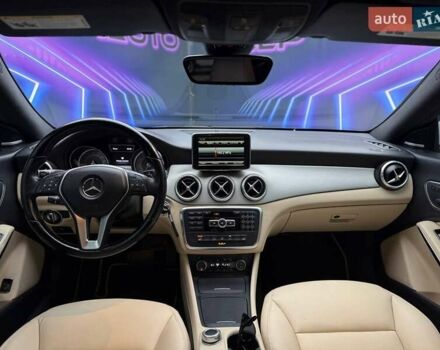 Белый Мерседес ЦЛА-класс, объемом двигателя 1.99 л и пробегом 213 тыс. км за 13499 $, фото 9 на Automoto.ua