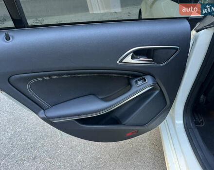 Белый Мерседес ЦЛА-класс, объемом двигателя 2.14 л и пробегом 195 тыс. км за 17300 $, фото 26 на Automoto.ua