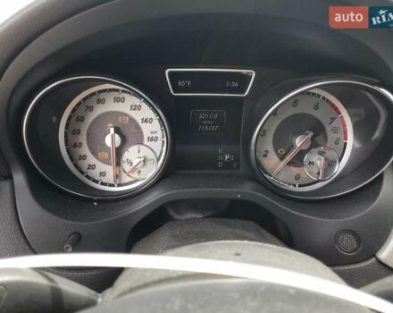 Белый Мерседес ЦЛА-класс, объемом двигателя 1.99 л и пробегом 182 тыс. км за 2400 $, фото 8 на Automoto.ua