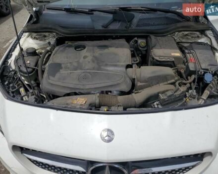 Белый Мерседес ЦЛА-класс, объемом двигателя 1.99 л и пробегом 182 тыс. км за 2400 $, фото 10 на Automoto.ua