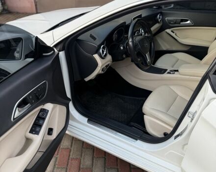 Белый Мерседес ЦЛА-класс, объемом двигателя 2 л и пробегом 150 тыс. км за 18500 $, фото 6 на Automoto.ua