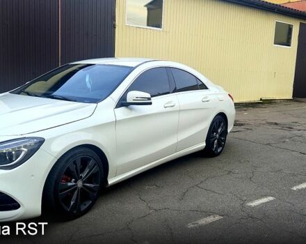 Белый Мерседес ЦЛА-класс, объемом двигателя 2 л и пробегом 160 тыс. км за 16800 $, фото 2 на Automoto.ua