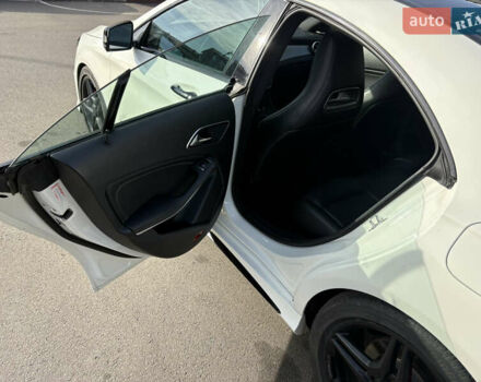 Мерседес ЦЛА-класс 2014 в Киеве на Automoto.ua Белый Мерседес ЦЛА-класс, объемом двигателя 1.99 л и пробегом 153 тыс. км за 16200 $, фото 13 на Automoto.ua