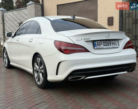 Белый Мерседес ЦЛА-класс, объемом двигателя 1.99 л и пробегом 150 тыс. км за 17500 $, фото 1 на Automoto.ua