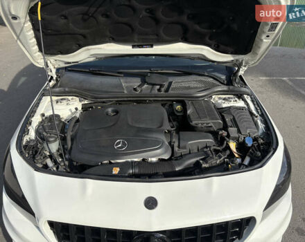Мерседес ЦЛА-класс 2014 в Киеве на Automoto.ua Белый Мерседес ЦЛА-класс, объемом двигателя 1.99 л и пробегом 153 тыс. км за 16200 $, фото 24 на Automoto.ua