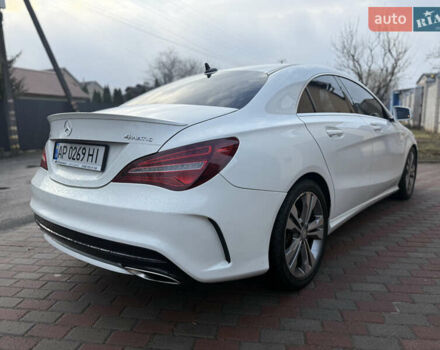 Белый Мерседес ЦЛА-класс, объемом двигателя 1.99 л и пробегом 150 тыс. км за 17500 $, фото 3 на Automoto.ua