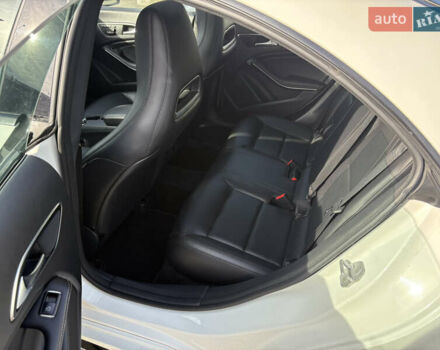 Мерседес ЦЛА-класс 2014 в Киеве на Automoto.ua Белый Мерседес ЦЛА-класс, объемом двигателя 1.99 л и пробегом 153 тыс. км за 16200 $, фото 14 на Automoto.ua