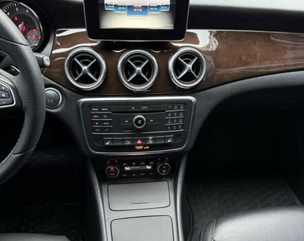 Білий Мерседес ЦЛА-клас, об'ємом двигуна 2 л та пробігом 232 тис. км за 13950 $, фото 62 на Automoto.ua