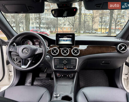 Білий Мерседес ЦЛА-клас, об'ємом двигуна 2 л та пробігом 232 тис. км за 13950 $, фото 44 на Automoto.ua