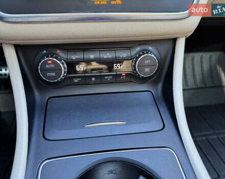 Белый Мерседес ЦЛА-класс, объемом двигателя 1.99 л и пробегом 177 тыс. км за 13500 $, фото 18 на Automoto.ua