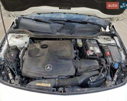 Белый Мерседес ЦЛА-класс, объемом двигателя 1.99 л и пробегом 72 тыс. км за 3000 $, фото 10 на Automoto.ua